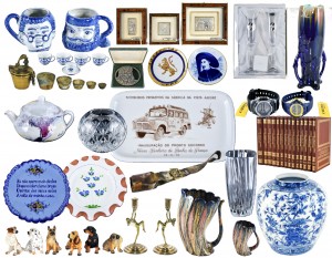 Leilão On-line - ESPECIAL - Antiguidades - Pratas - Porcelanas - Cristais - Literatura - Oportunidades...  Termina 4ª feira dia 05 de Novembro entre as 22.00h e as 24.00h